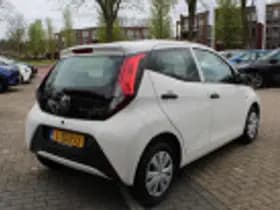 Toyota Aygo thumbnail 36