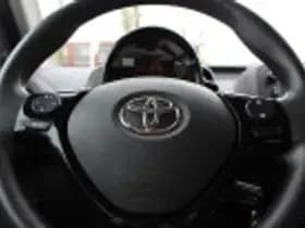 Toyota Aygo thumbnail 39