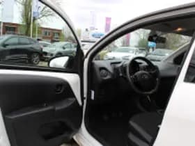 Toyota Aygo thumbnail 5
