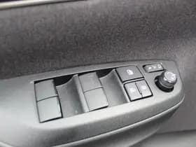 Toyota Yaris Cross thumbnail 16