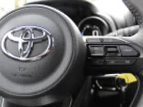 Toyota Yaris Cross thumbnail 43