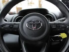 Toyota Yaris Cross thumbnail 6