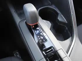 Toyota C hr thumbnail 25