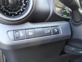 Toyota C hr thumbnail 33