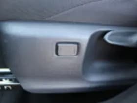 Toyota C hr thumbnail 51