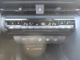 Toyota C hr thumbnail 65