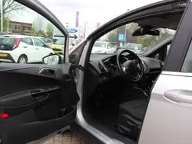 Ford B max thumbnail 12