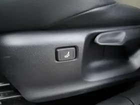 Toyota Corolla thumbnail 13