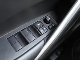 Toyota Corolla thumbnail 21