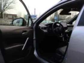 Toyota Corolla thumbnail 45