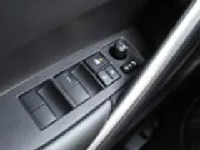 Toyota Corolla thumbnail 54