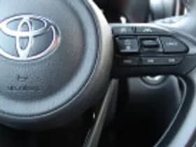 Toyota Yaris Cross thumbnail 38