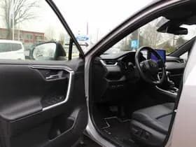 Toyota RAV4 thumbnail 12