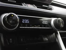 Toyota RAV4 thumbnail 25