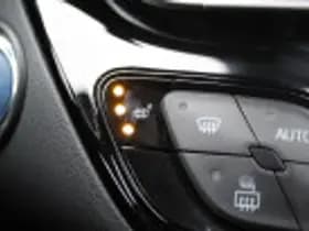 Toyota C hr thumbnail 60