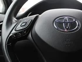 Toyota C hr thumbnail 16