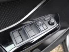 Toyota C hr thumbnail 54