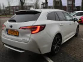 Toyota Corolla thumbnail 42