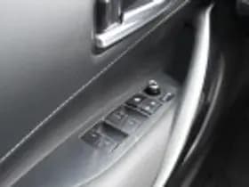 Toyota Corolla thumbnail 47