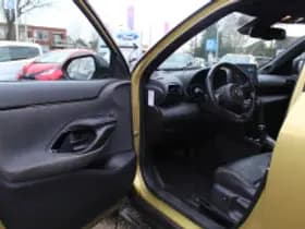 Toyota Yaris Cross thumbnail 6