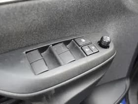 Toyota Yaris Cross thumbnail 13