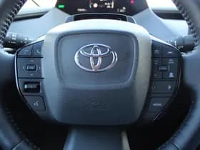 Toyota Prius thumbnail 18