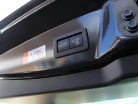 Toyota Prius thumbnail 35