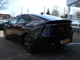 Toyota Prius thumbnail 8