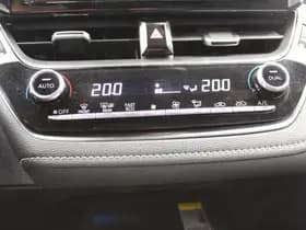 Toyota Corolla thumbnail 32