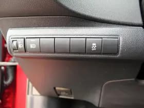 Toyota Corolla thumbnail 34