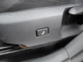 Toyota Corolla thumbnail 40