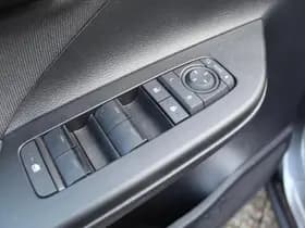 Toyota C hr thumbnail 18