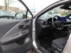 Toyota C hr thumbnail 44