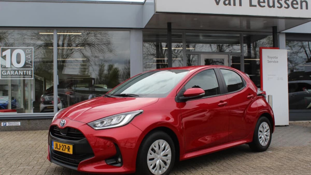 Toyota Yaris — foto 1