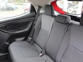 Toyota Yaris thumbnail 34