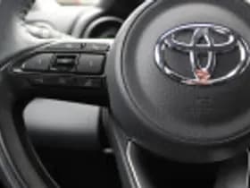 Toyota Yaris thumbnail 48