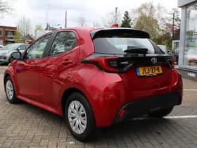Toyota Yaris thumbnail 8