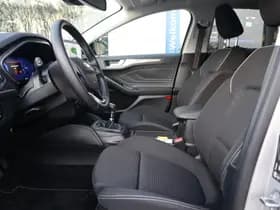Ford Focus thumbnail 18