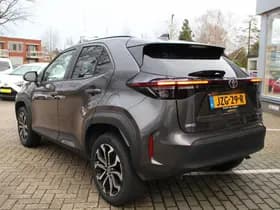 Toyota Yaris Cross thumbnail 2
