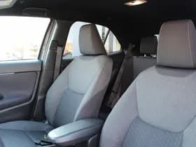 Toyota Yaris Cross thumbnail 32