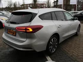 Ford Focus thumbnail 9