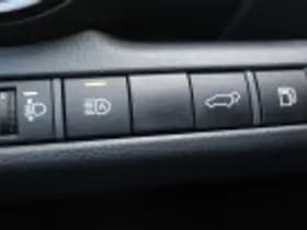 Toyota C hr thumbnail 50