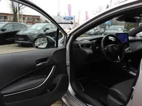Toyota Corolla thumbnail 12