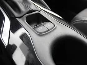 Toyota Corolla thumbnail 24