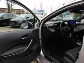 Toyota Corolla thumbnail 6