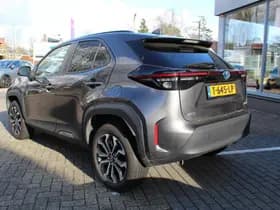 Toyota Yaris Cross thumbnail 2