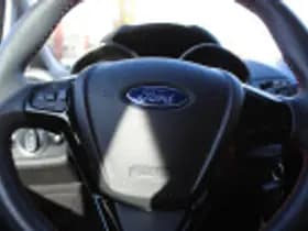 Ford Fiesta thumbnail 37