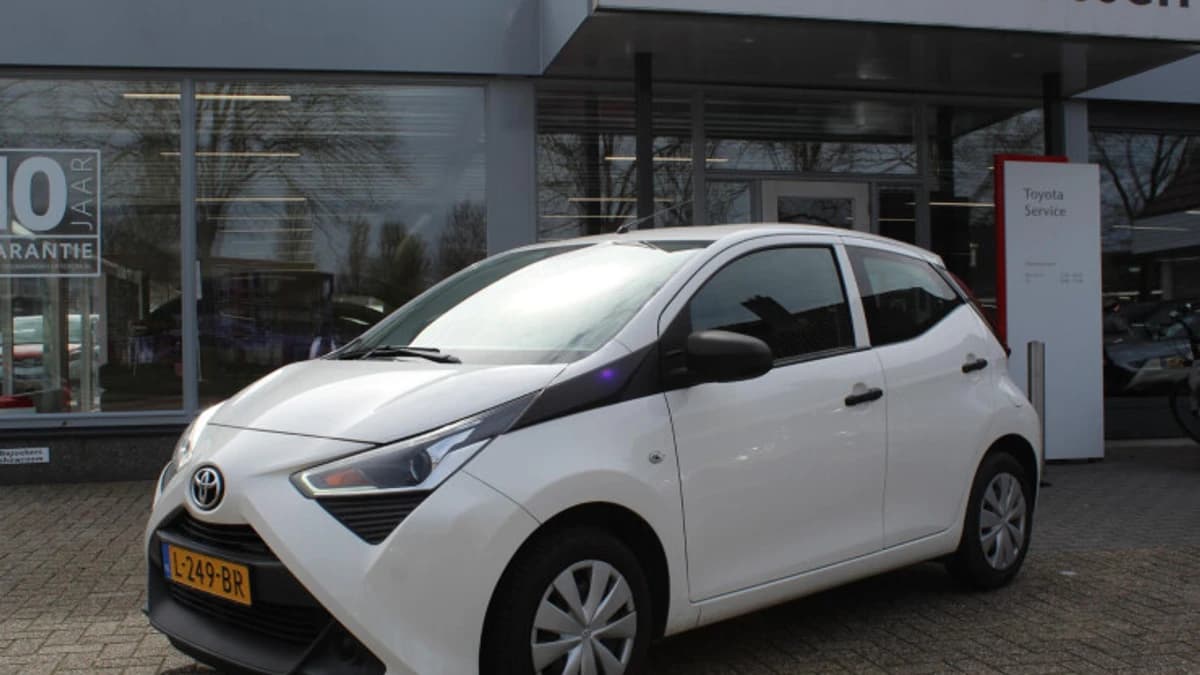 Toyota Aygo — foto 1