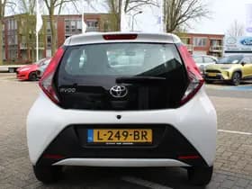 Toyota Aygo thumbnail 26