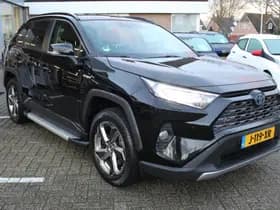 Toyota RAV4 thumbnail 2